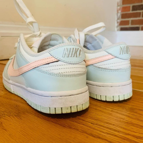 Women's Nike Dunk Low 'Crimson Tint' Barely Green Sneaker, Size 7 DD1503-104 - Picture 8 of 15